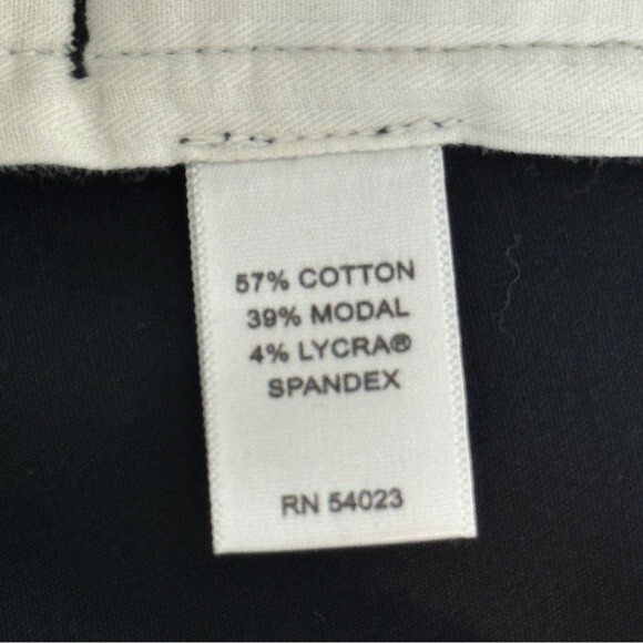 Banana Republic Black Straight Leg Pants 2 - Picture 7 of 8